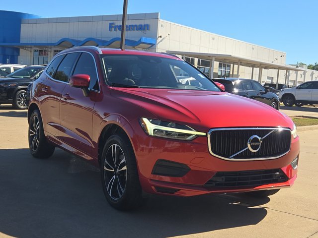 Used 2020 Volvo XC60 T5 Momentum w/ Premium Package AWD/4WD image 3