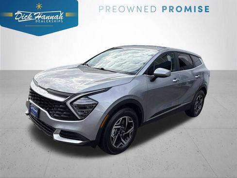 Used 2025 Kia Sportage LX AWD/4WD image 1