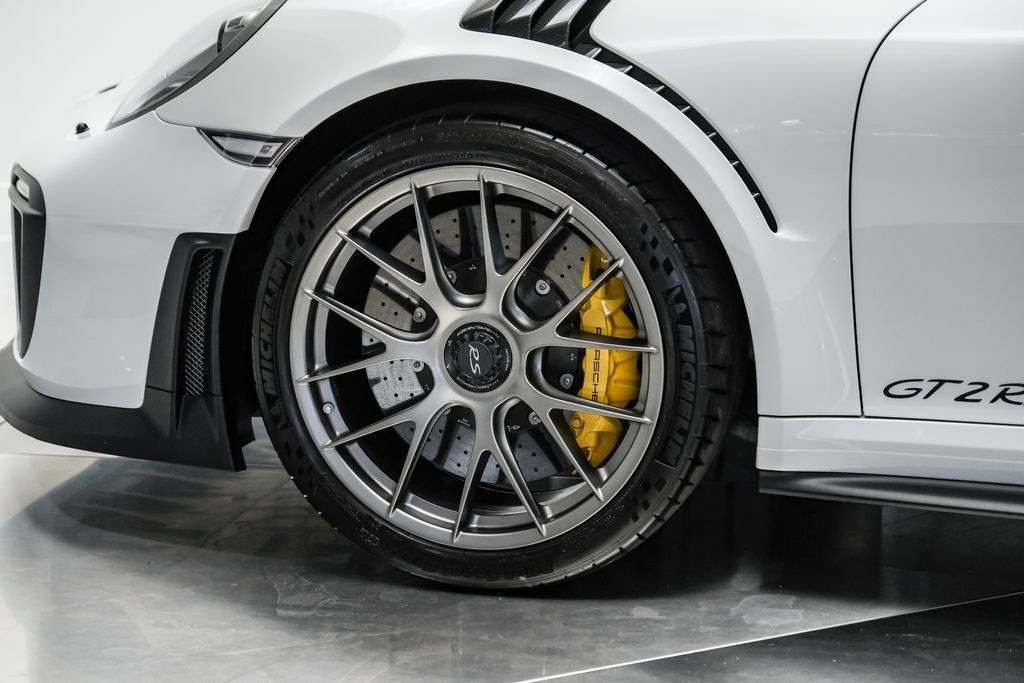 Used 2018 Porsche 911 GT2 RS RWD image 58