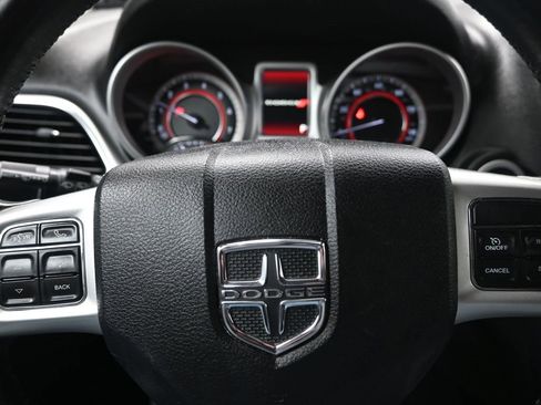 Used 2020 Dodge Journey SE w/ SE Popular Equipment Group image 14