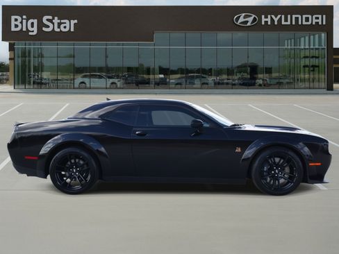 Used 2023 Dodge Challenger R/T Scat Pack image 5