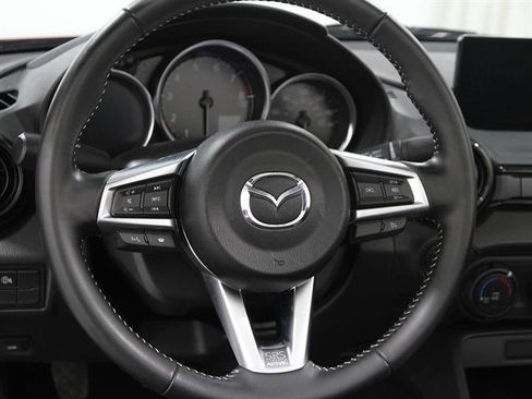 Certified 2025 MAZDA MX-5 Miata Sport image 8