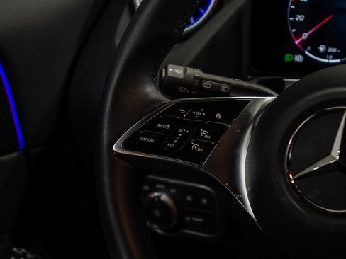 Used 2025 Mercedes-Benz GLA 250 image 16