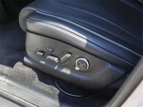 Used 2024 Genesis GV80 3.5T w/ Advanced Package image 11