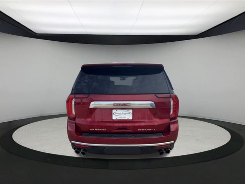 Used 2021 GMC Yukon XL Denali image 5