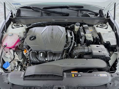 Used 2025 Hyundai Sonata SE image 29