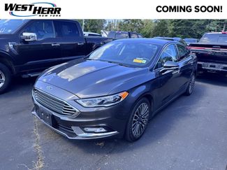 Used 2017 Ford Fusion SE w/ Fusion SE Technology Package FWD video 1
