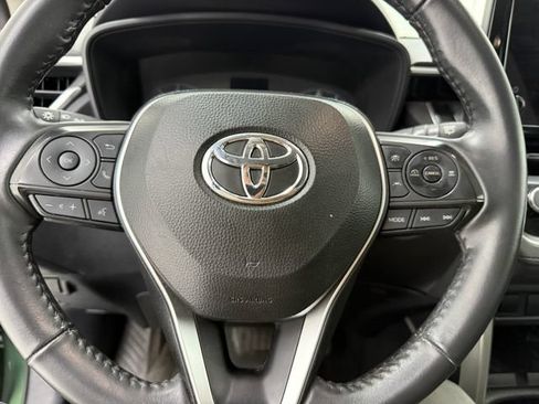 Used 2024 Toyota Corolla Cross LE FWD image 8