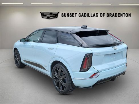 New 2026 Cadillac Optiq V AWD/4WD image 6
