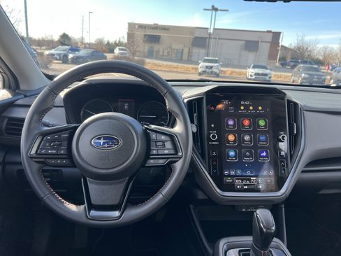 Used 2025 Subaru Crosstrek 2.5i Limited w/ Popular Package #4A image 2