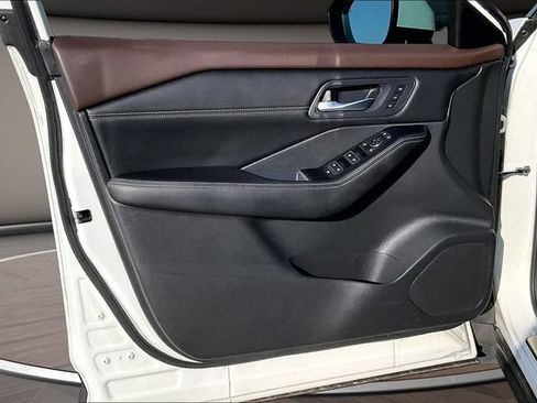 Certified 2023 Nissan Rogue SL w/ SL Premium Package FWD image 21
