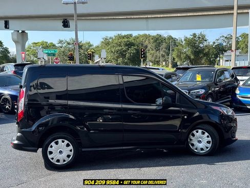 Used 2022 Ford Transit Connect XLT FWD image 6