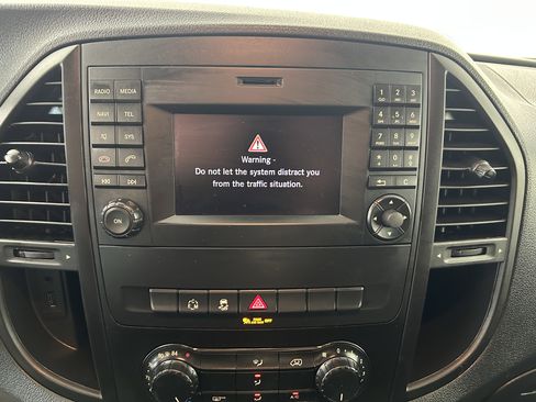 Used 2019 Mercedes-Benz Metris image 19
