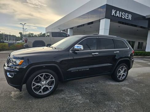 Used 2021 Jeep Grand Cherokee Limited AWD/4WD image 2