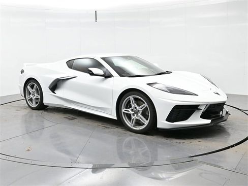 Used 2024 Chevrolet Corvette Stingray Preferred Cpe w/ Z51 Performance Package image 1