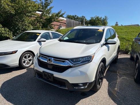 Used 2018 Honda CR-V Touring image 9