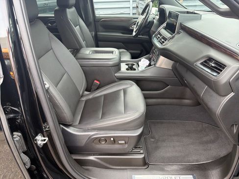 Used 2023 Chevrolet Tahoe LT w/ Luxury Package AWD/4WD image 21