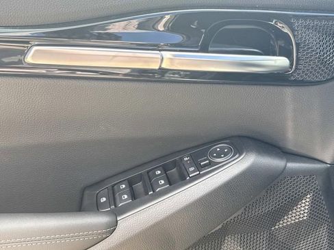 New 2026 Kia Seltos S FWD image 21