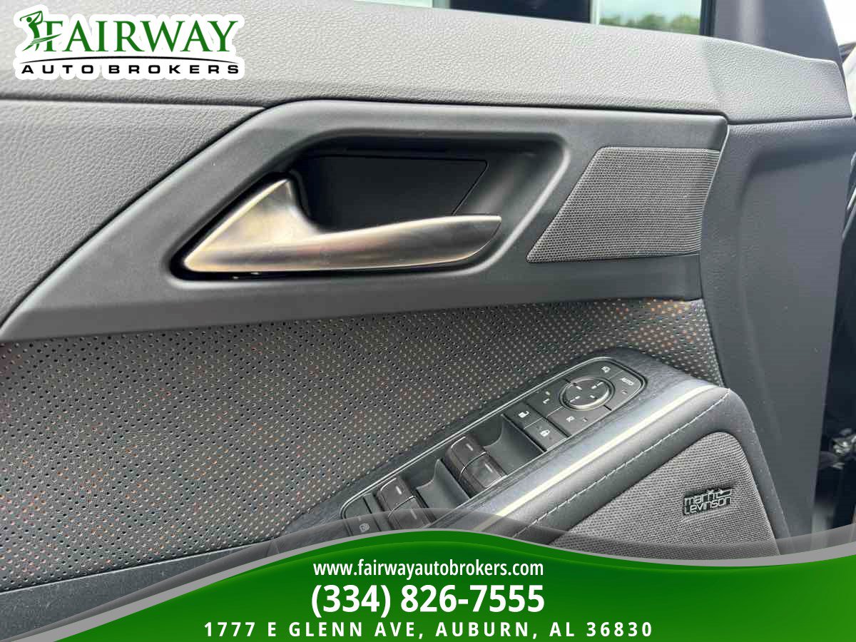 Used 2024 Lexus GX 550 w/ Accessory Package (Z1) AWD/4WD image 16