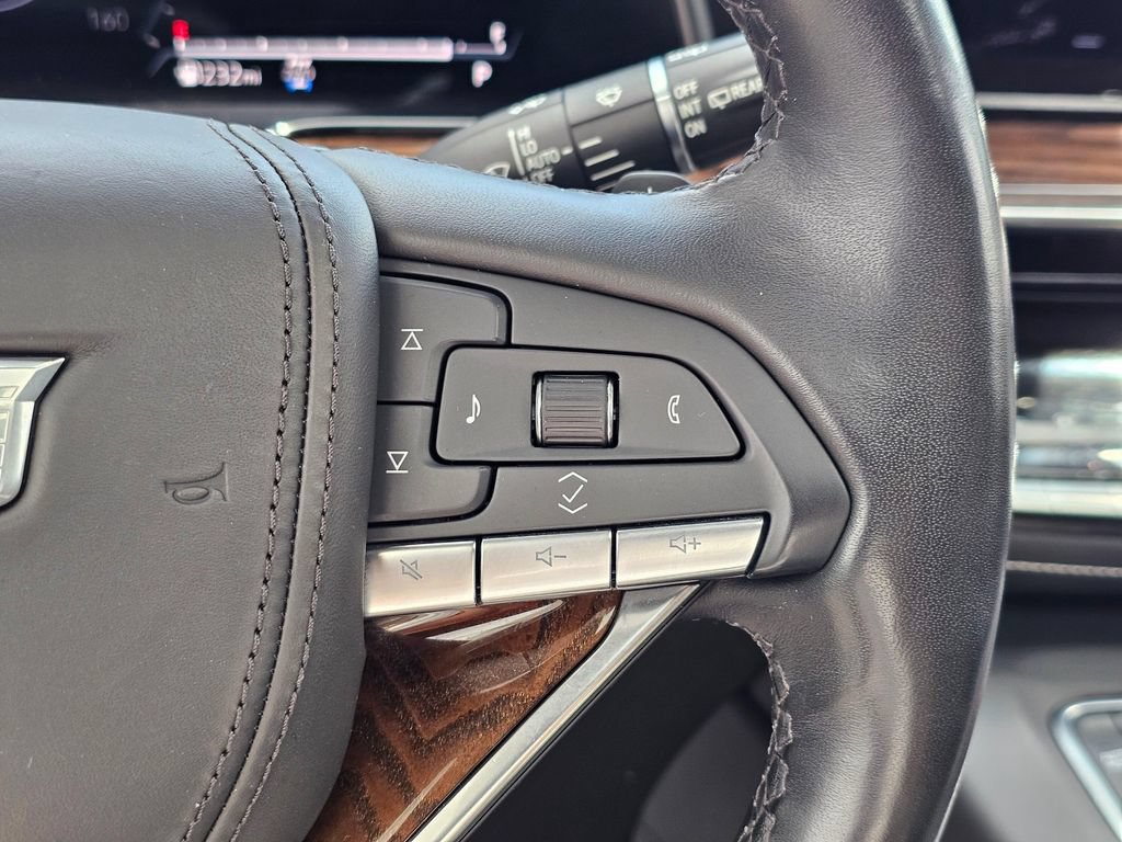 Used 2021 Cadillac Escalade Sport Platinum w/ LPO, ONYX Package AWD/4WD image 29