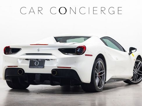 Used 2016 Ferrari 488 Spider image 5