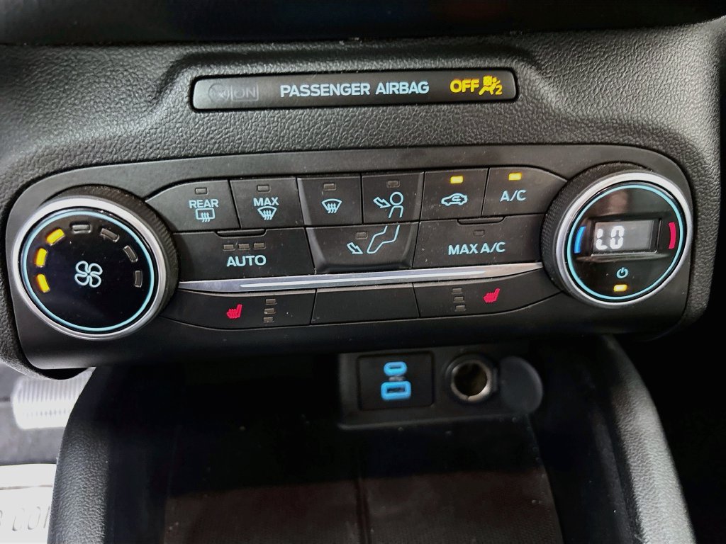 Used 2020 Ford Escape SE FWD image 16