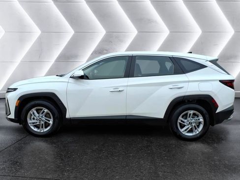 New 2026 Hyundai Tucson SE image 2