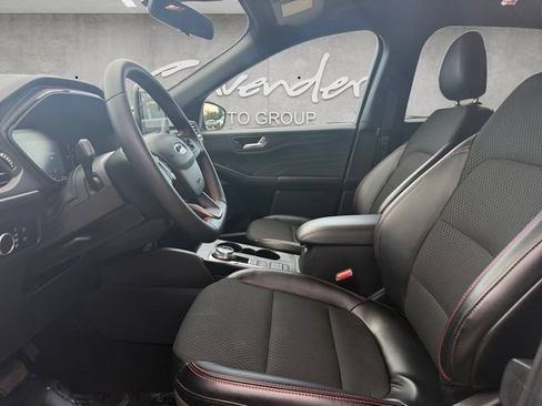 Used 2025 Ford Escape ST-Line FWD image 20