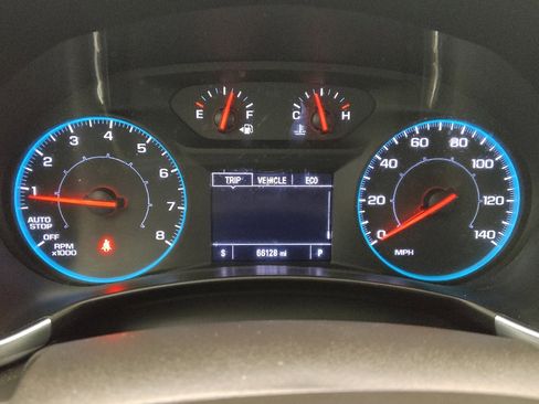 Used 2021 Chevrolet Equinox LS image 23