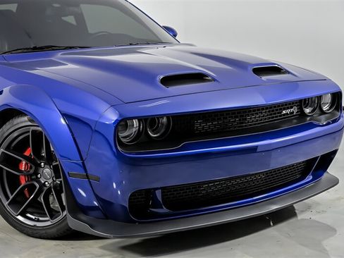 Used 2019 Dodge Challenger SRT Hellcat Redeye RWD image 2