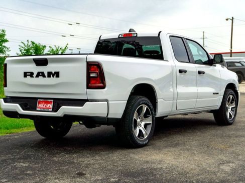 New 2026 RAM 1500 Express RWD image 7