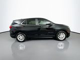 Used 2022 Chevrolet Equinox LT image 4