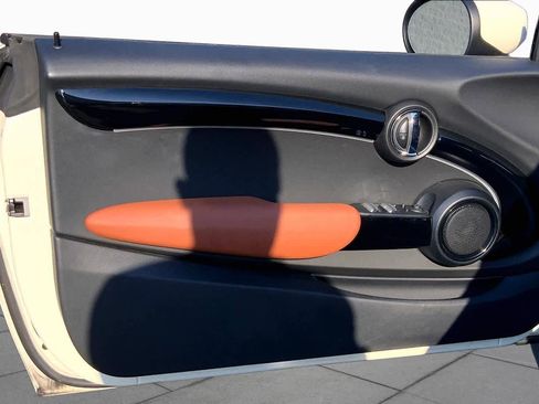 Used 2023 MINI Cooper S w/ Signature Upholstery Package FWD image 22