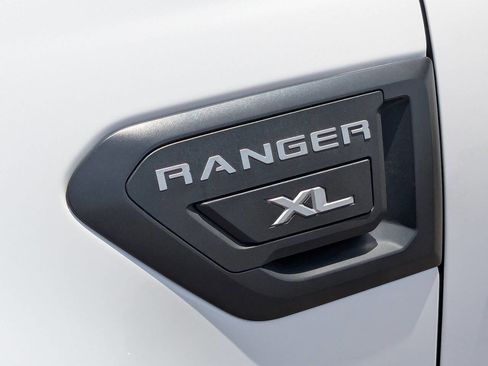 Used 2020 Ford Ranger XL w/ Equipment Group 101A Mid image 11