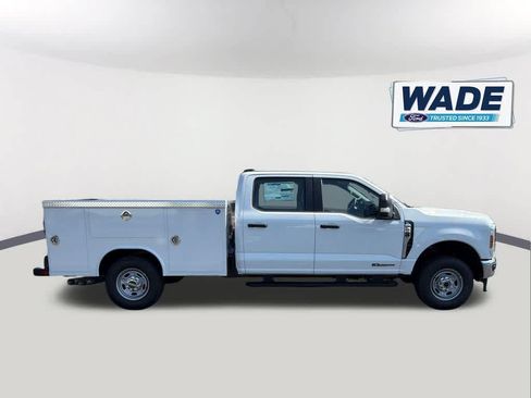 New 2026 Ford F250 XL w/ XL Chrome Package AWD/4WD image 4