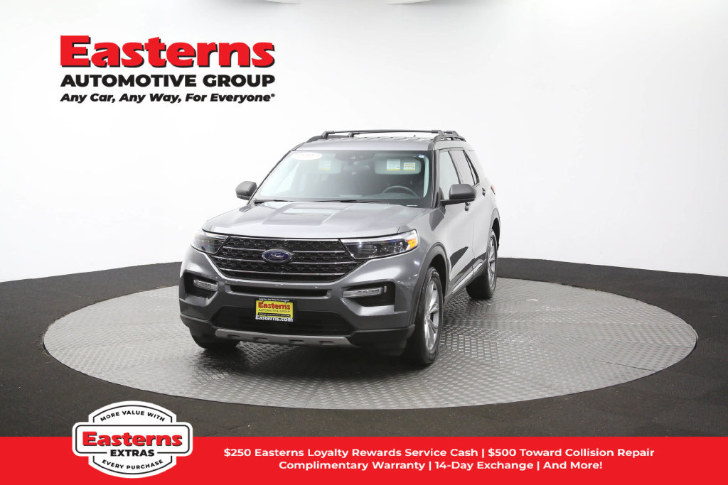 Used 2023 Ford Explorer XLT w/ Equipment Group 202A AWD/4WD image 55