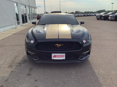 Used 2017 Ford Mustang GT w/ Interior & Wheel Package RWD image 2
