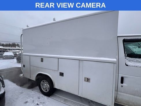Used 2021 Ford E-350 and Econoline 350 Super Duty w/ Power Windows & Locks Group image 7