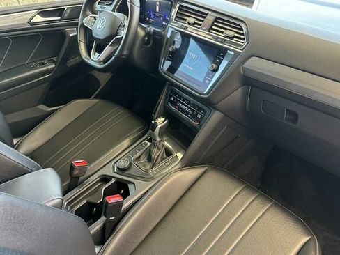 Used 2023 Volkswagen Tiguan SE R-Line AWD/4WD image 16