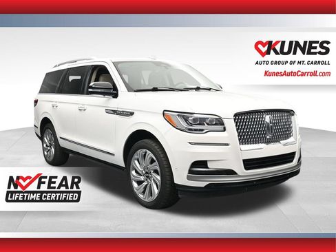 Used 2024 Lincoln Navigator Premiere AWD/4WD image 1