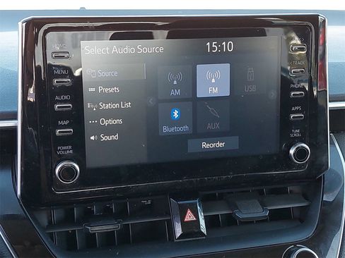 Used 2020 Toyota Corolla LE image 21