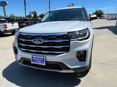 New 2026 Ford Explorer Active w/ Active Comfort Package