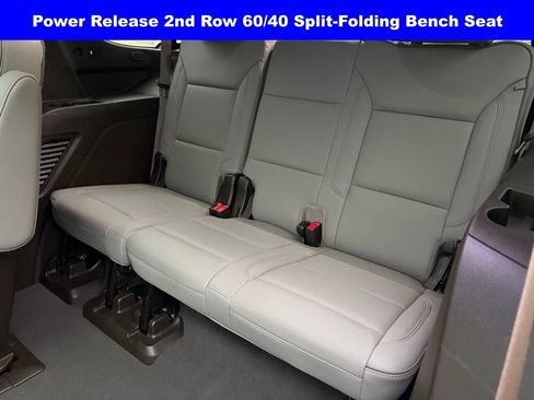Used 2022 GMC Yukon SLT w/ SLT Premium Package image 29