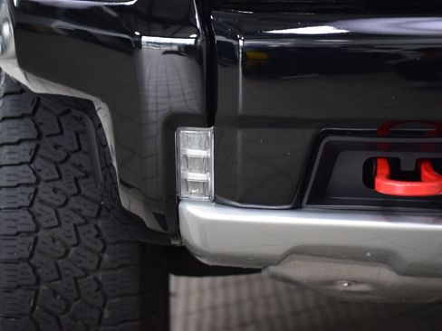 Used 2023 Chevrolet Silverado 1500 ZR2 w/ Technology Package AWD/4WD image 14