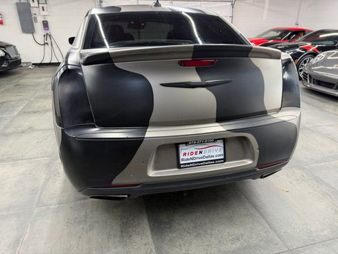 Used 2022 Chrysler 300 S w/ Comfort Group image 5