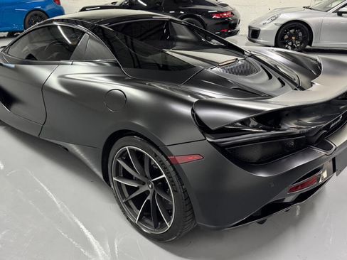 Used 2020 McLaren 720S Spider image 29