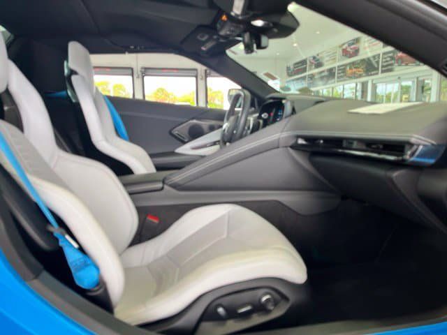 Used 2023 Chevrolet Corvette Stingray Preferred Conv w/ Z51 Performance Package RWD image 7