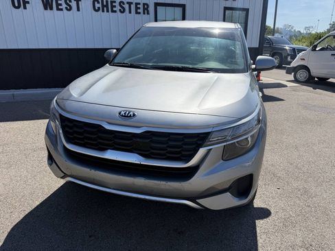 Used 2021 Kia Seltos LX AWD/4WD image 2