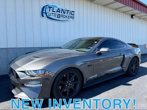 Used 2019 Ford Mustang GT w/ Equipment Group 301A RWD image 1