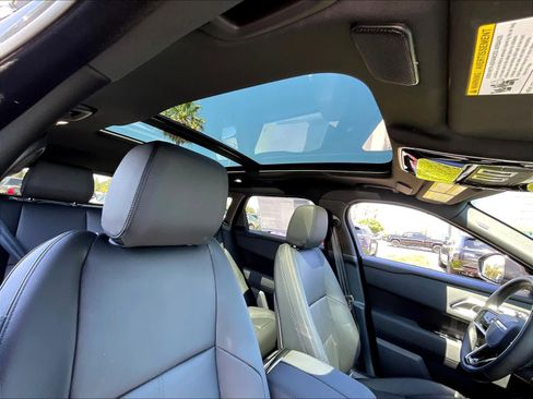 New 2026 Land Rover Range Rover Velar Dynamic SE image 26